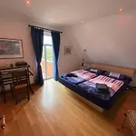 With 4 Bedrooms Spieka-Neufeld
