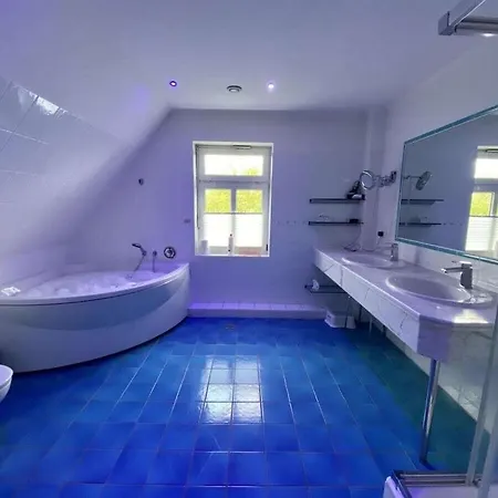 Vakantiehuis With 4 Bedrooms