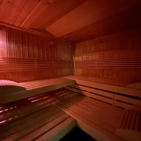 With 4 Bedrooms Сasa de vacaciones